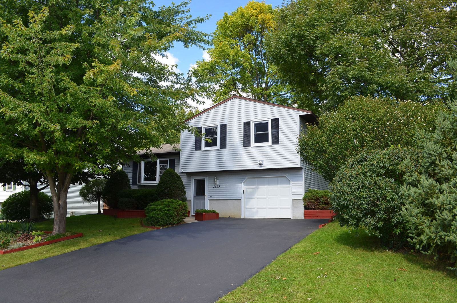 Kimbrook Neighborhood Baldwinsville NY Real Estate 3 Bedroom Home Central NY Real Estate